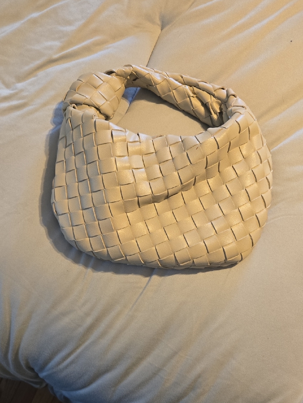 Designer Shoulder Bag - Elegant Everyday Style